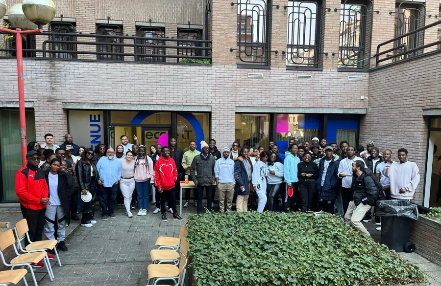 CAMPUS BRUXELLES_FIN HACKATON_ÉTUDIANTS FORMATEURS