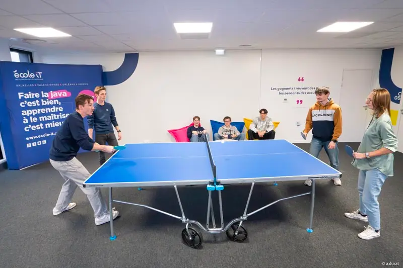 CAMPUS VALENCIENNES_PAUSE PINGPONG_ÉTUDIANTS