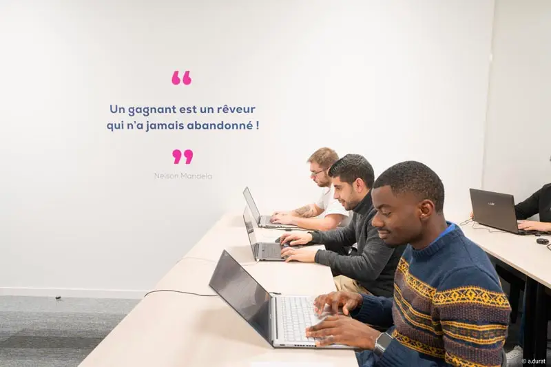 CAMPUS VALENCIENNES_SALLE DE CLASSE_ÉTUDIANTS